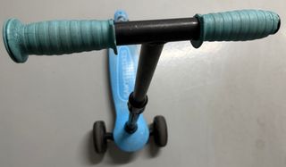 Patinete manillar regulable en altura Ruedas LED