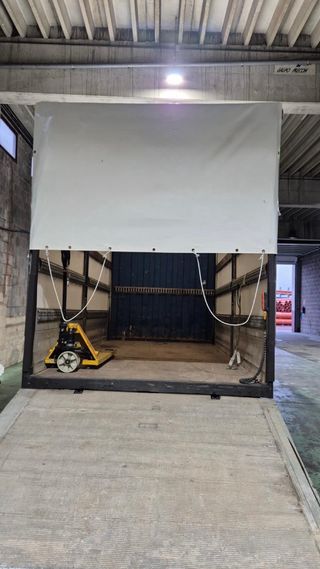 Transporte Paletizado con Plataforma Elevadora