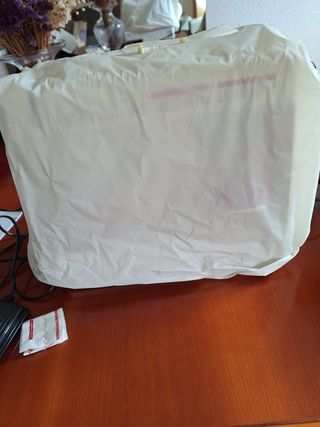 Máquina de coser Carrefour Home nueva