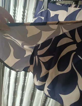 Falda pantalón estampada azul y beige