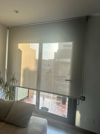 Cortinas enrollables salón 2x2,60m