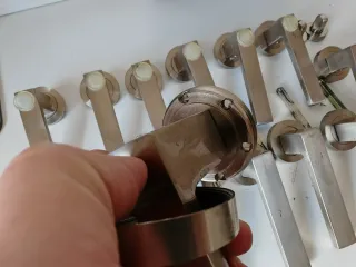 Manillas de puerta de acero inoxidable