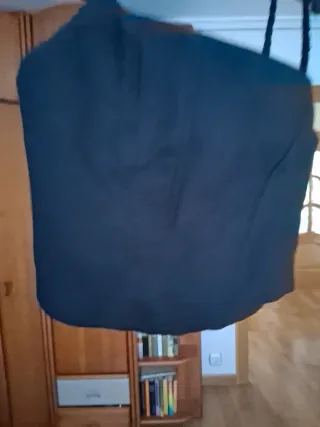 Top negro con tirantes