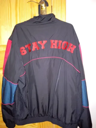 Chaqueta Snipes Negra y Roja