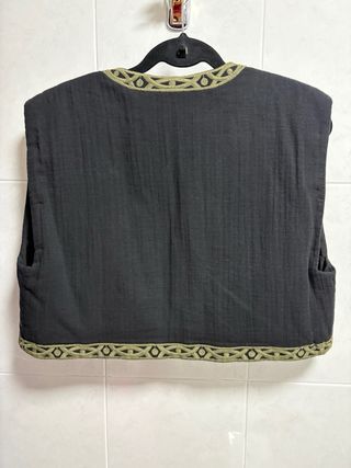 Chaleco Zara Bordado Talla S