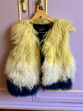 Chaleco pelo Dolores Promesas