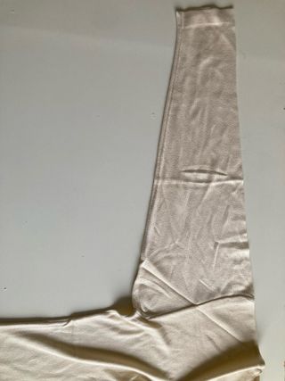 Camiseta beige manga larga