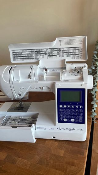 Máquina de Coser Brother Innov-is F460