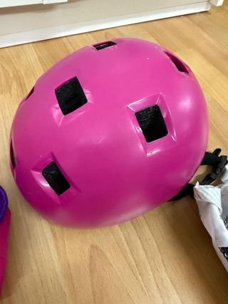 Dos Kit Patines,coderas y rodilleras. Cada uno 32€