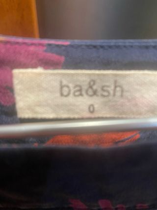 Vestido Bash azul con estampado floral