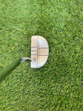 Putter Odyssey Dual Force Rossie II Diestro