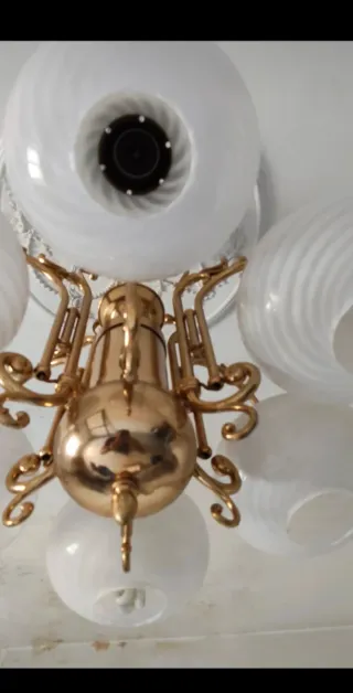 Lampadario vintage oro e vetro