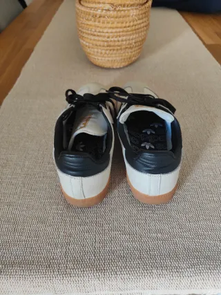 Zapatillas Adidas Samba Blancas y Negras