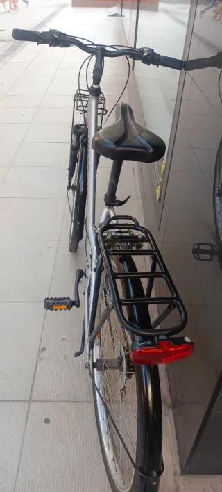 Bicicleta de paseo megamo vendo o cambio