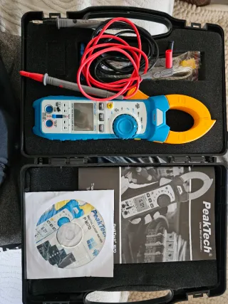 Pinza Amperimétrica Digital PeakTech 1670