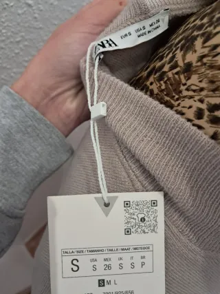 Conjunto 2 Tops ZARA y BERSHKA Beige y Rosa