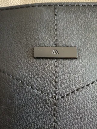 Bolso Paco Martínez Negro Grande Nuevo con charm