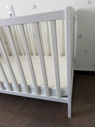 Cuna nueva sin usar Ikea Sundvik con colchón