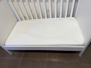 Cuna nueva sin usar Ikea Sundvik con colchón