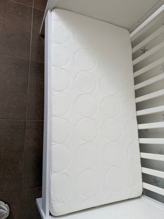 Cuna nueva sin usar Ikea Sundvik con colchón