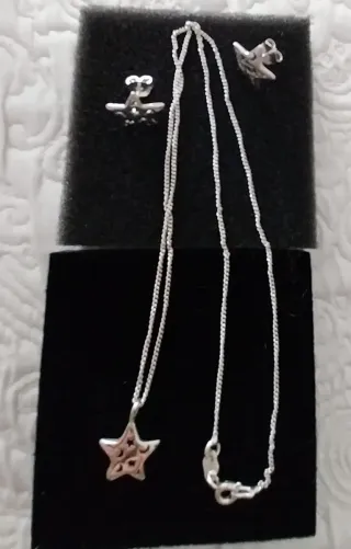 Conjunto Colgante y Pendientes Estrella de plata