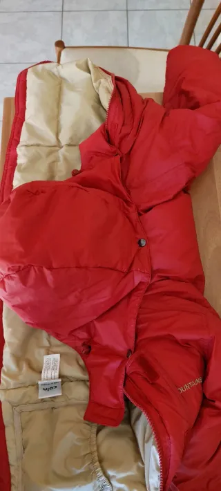 Piumino rosso Coin 24 mesi