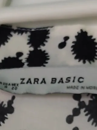 Blusa larga Zara estampadamide 42x77