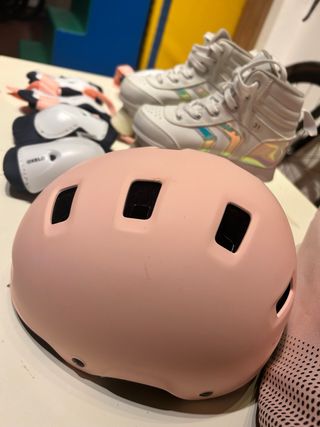 Set Patines Talla 31 + Casco y Protecciones