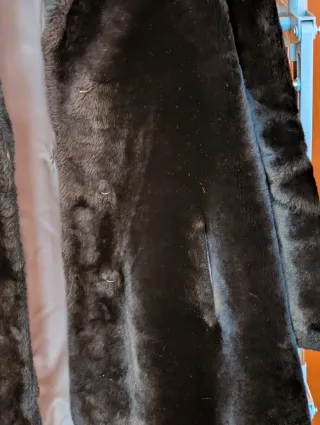 Chaquetón Mouton Negro Auténtico de peletería