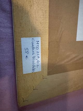 Cuadro de madera con lámina de bicicleta