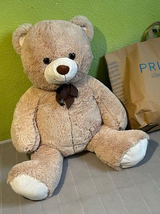 Oso de peluche grande marrón