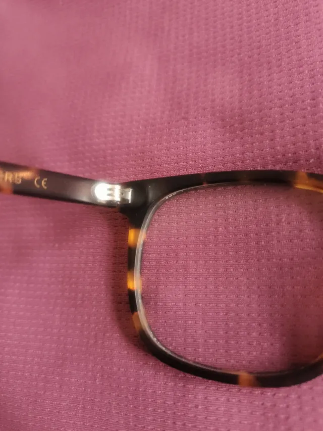 Montura de gafas de pasta nuevas