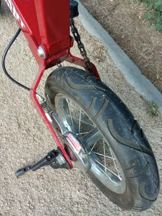 Bicicleta Mini Plegable Roja casi nueva