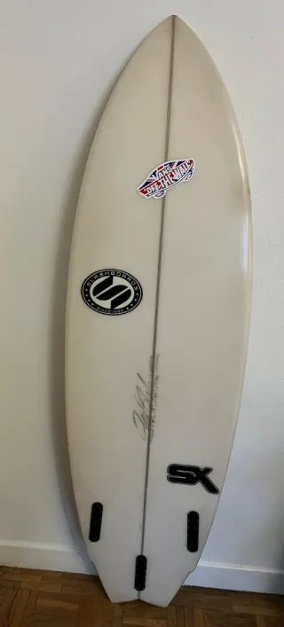 Tabla de Surf SX con Quillas