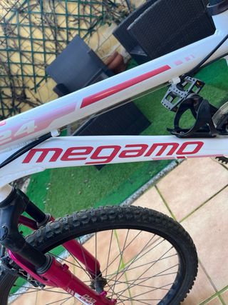Bicicleta Montaña Megamo Blanca y Rosa