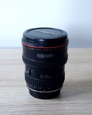 Canon EF 20-35mm f/2.8 L Zoom Lens