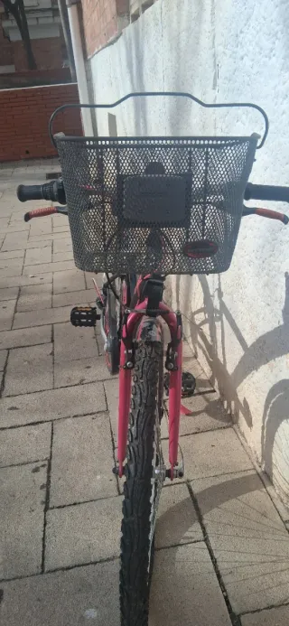 Bicicleta infantil BTWIN negra y rosa