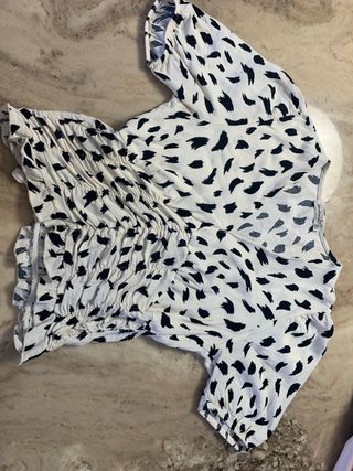 Camiseta Stradivarius Estampada Talla XS