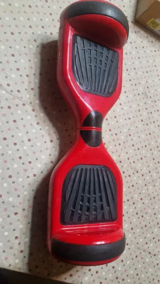 Hoverboard Rojo con Cargador y Bolsa.