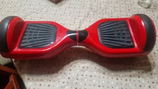 Hoverboard Rojo con Cargador y Bolsa.