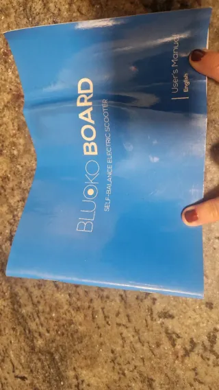 Hoverboard Rojo con Cargador y Bolsa.