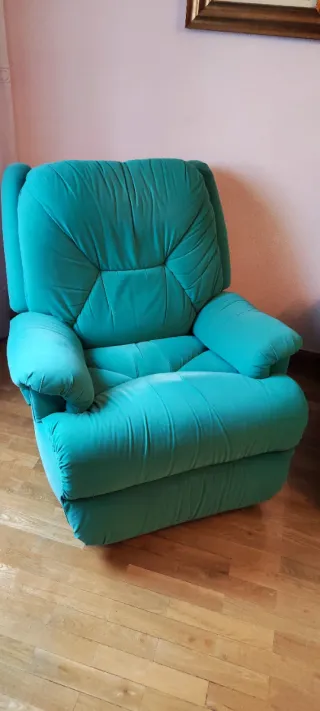 Sofá 2 plazas + 2 sillones verde