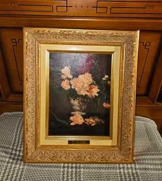 Cuadro de flores en jarrón 43 por 36 por 5