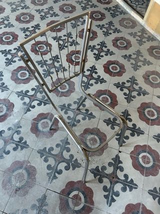 Silla metálica vintage