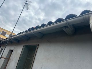 Vigas de madera estructurales.