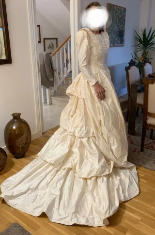 Vestido de Novia en seda salvaje