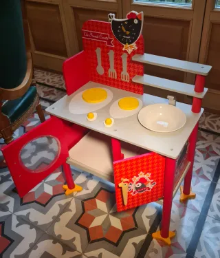 Cocinita de madera para niños