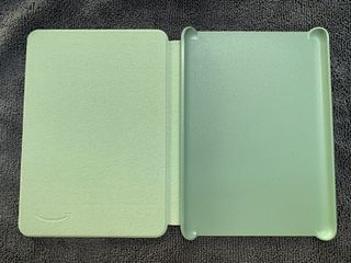 Kindle 11 Generación Verde Matcha + Funda Original