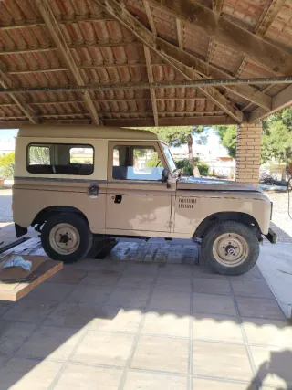 Land Rover Santana 1988