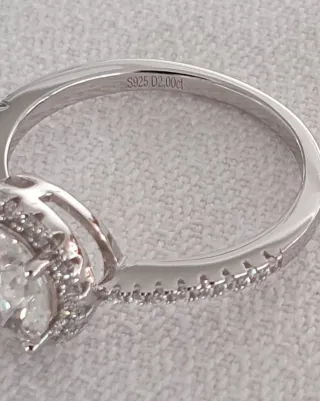 Anillo MOISSANITA 2 QUILATES